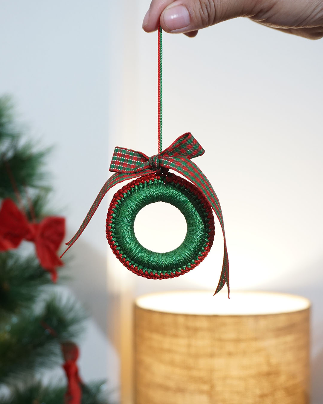 CROCHET CHRISTMAS ORNAMENT