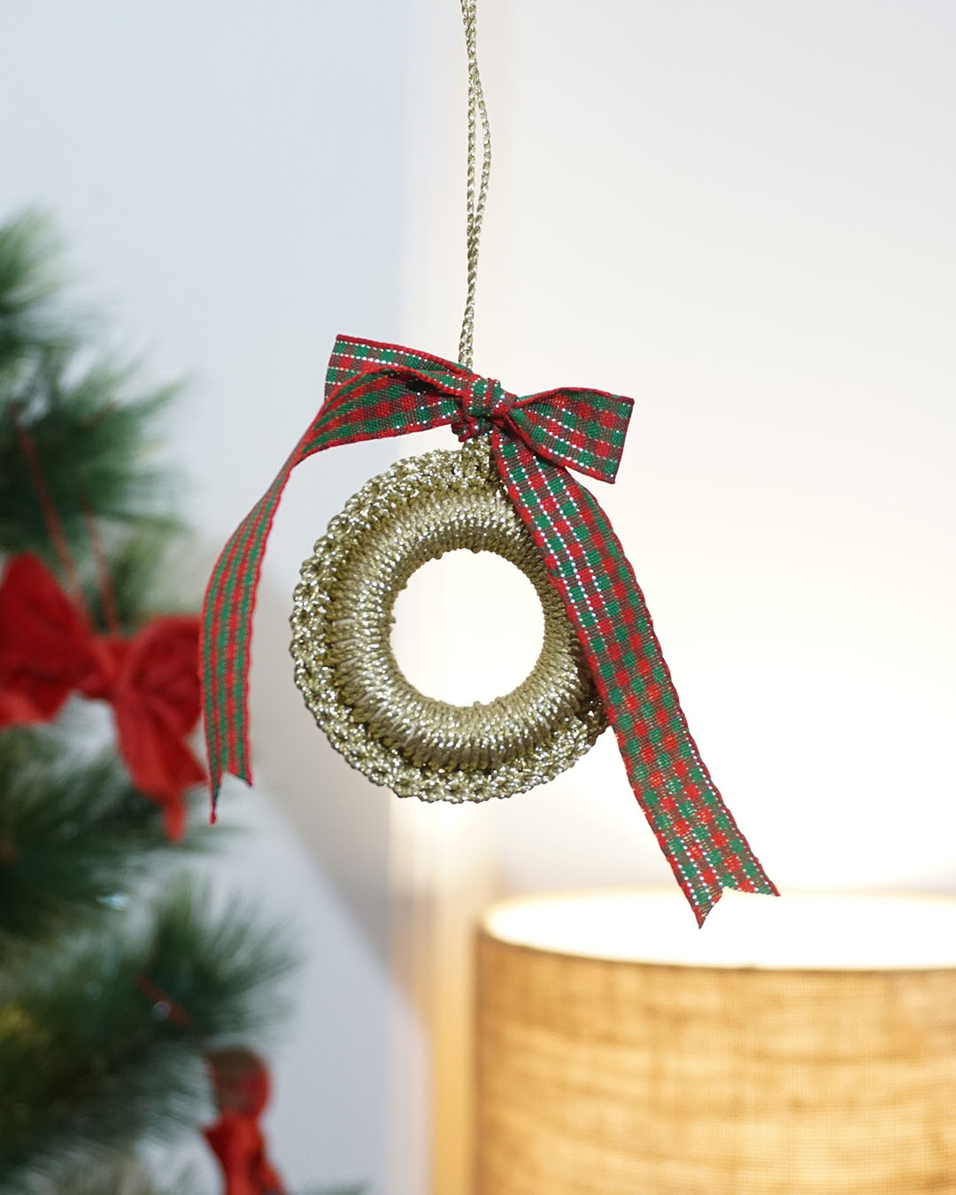 CROCHET CHRISTMAS ORNAMENT