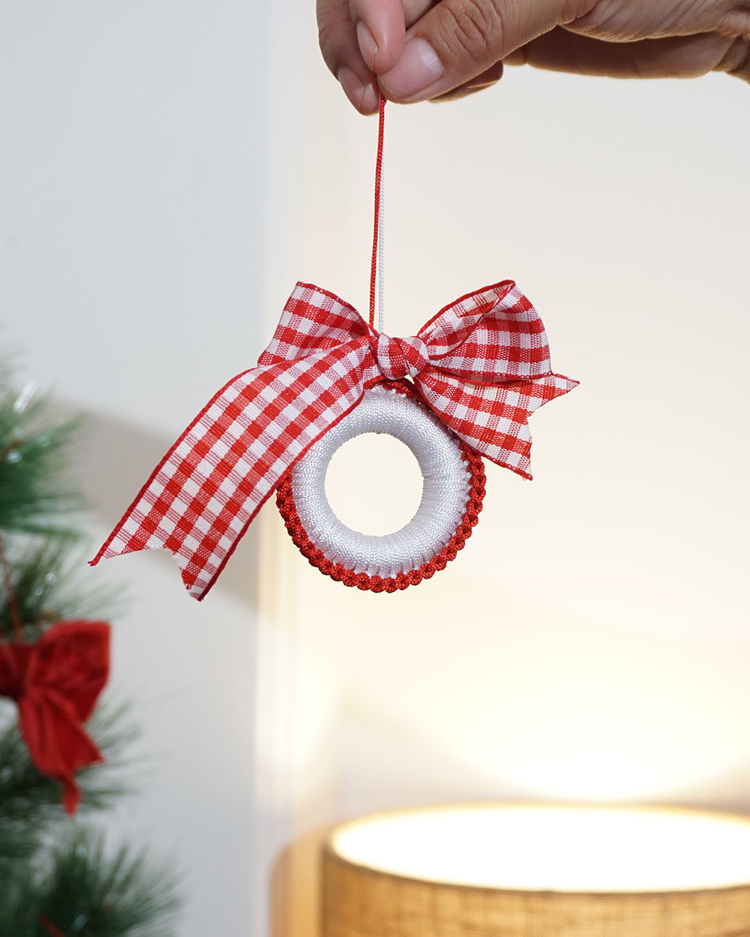 CROCHET CHRISTMAS ORNAMENT