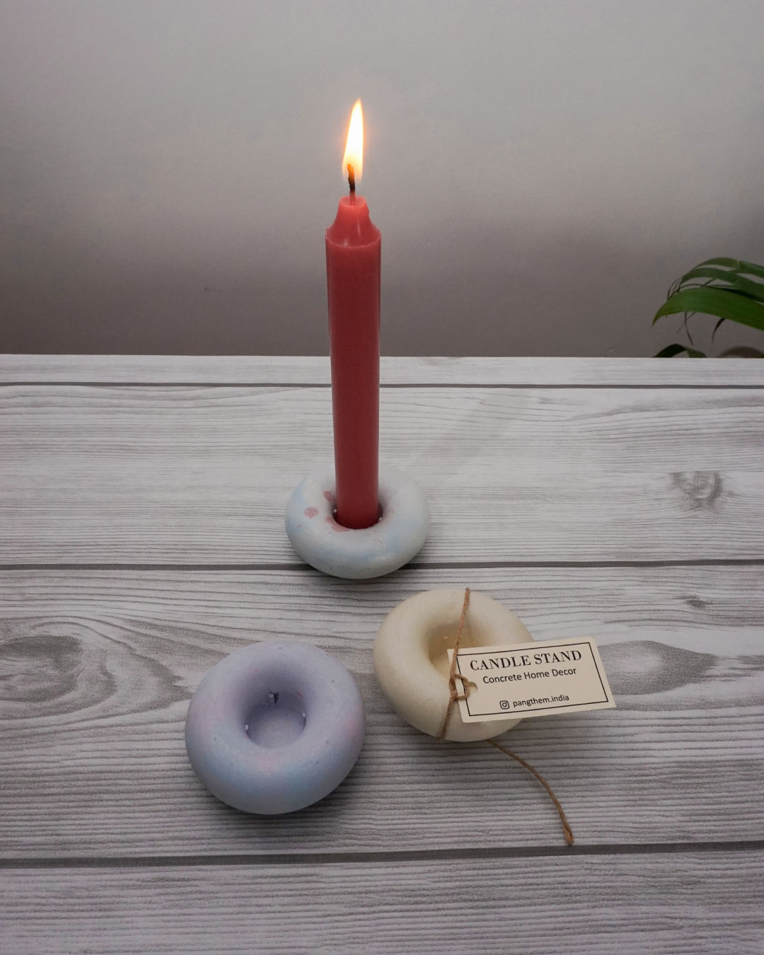 DONUT CANDLE STAND