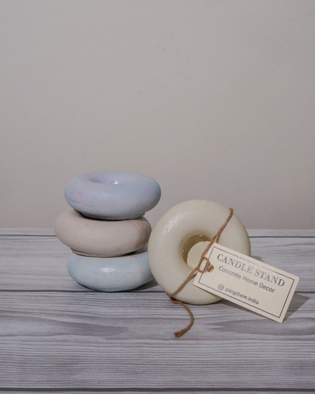 DONUT CANDLE STAND