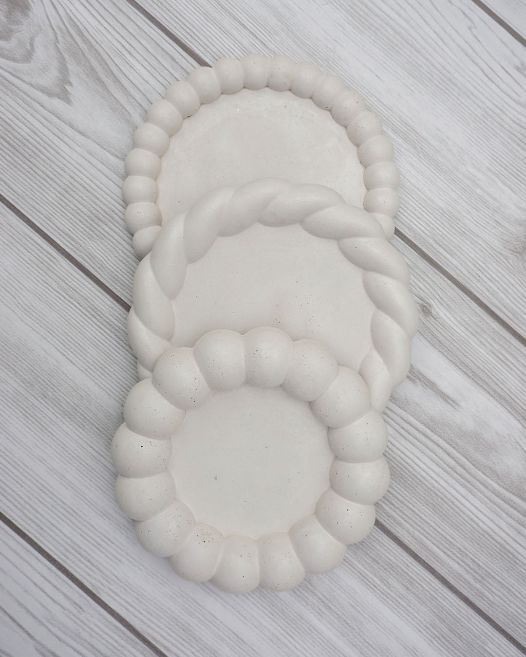 BRAIDED TRAY