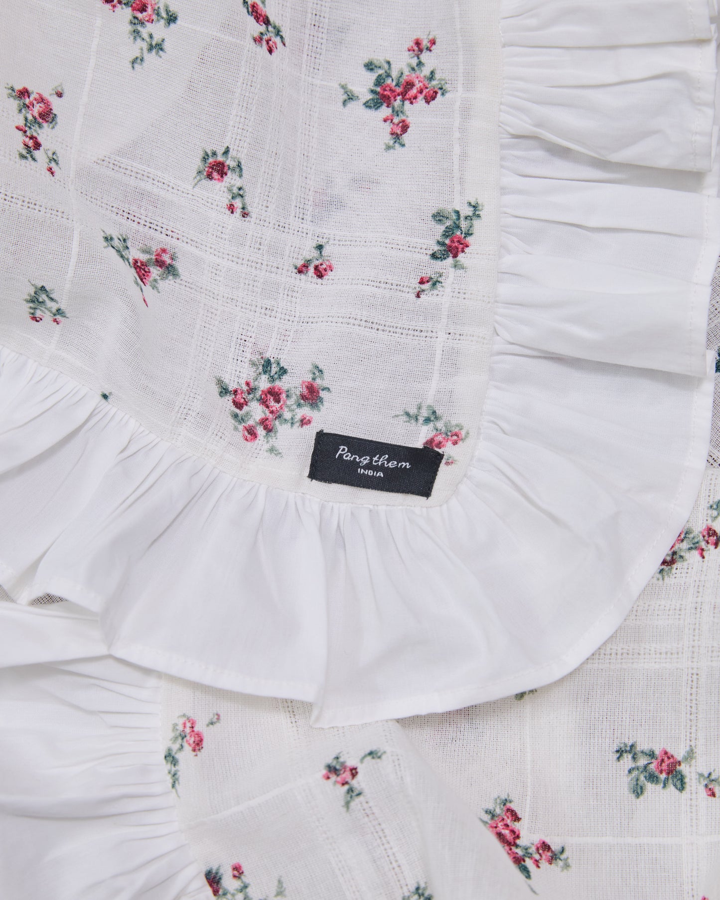 Rosebud Ruffle Cotton Table Runner