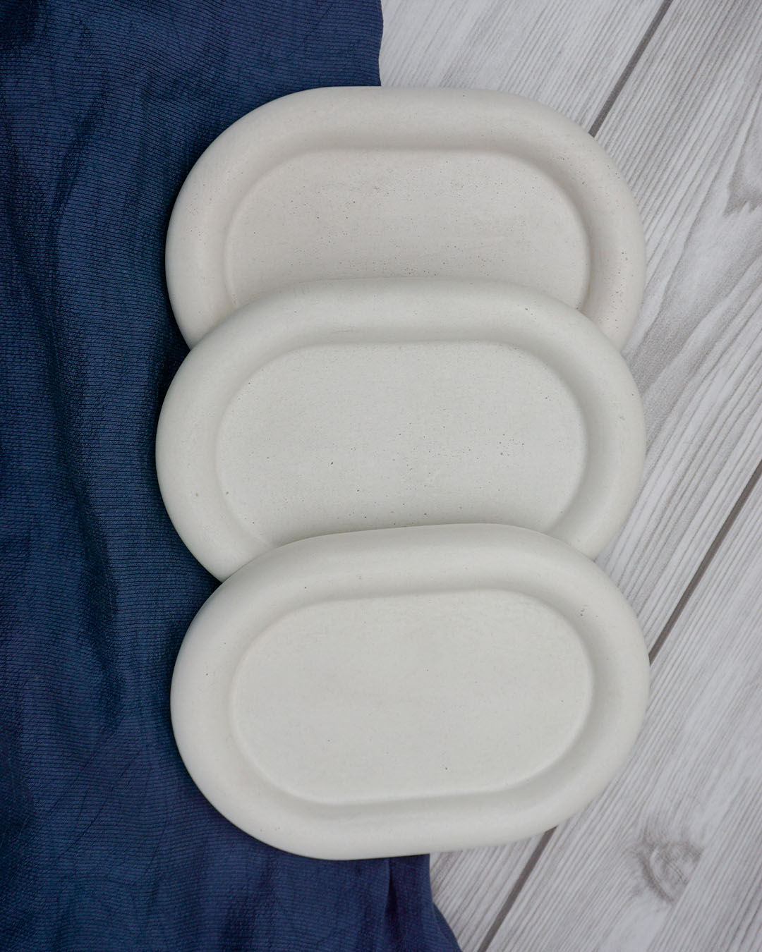 OVAL TRAY