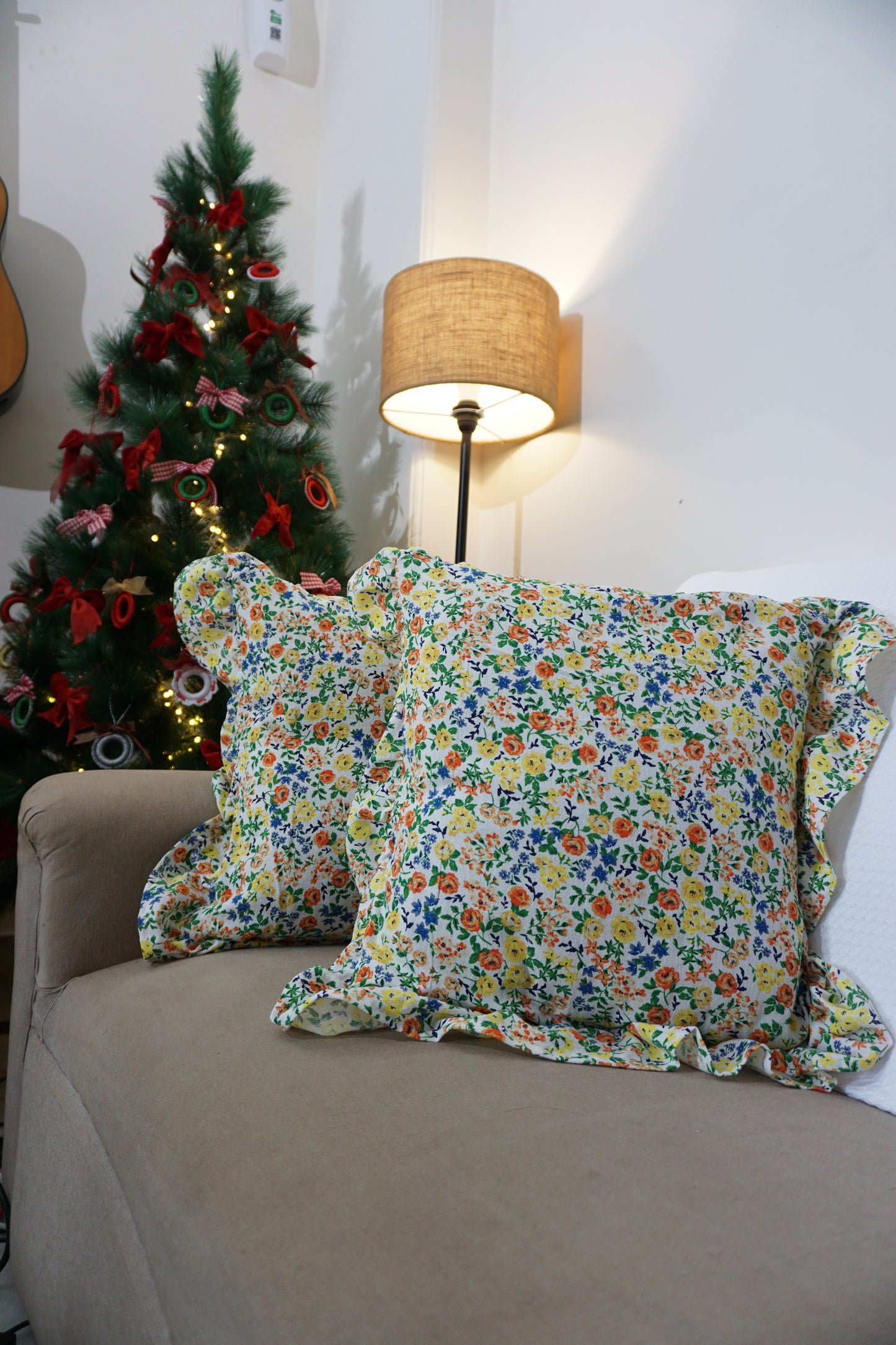 ARTISANAL CHRISTMAS ORNAMENT(White)