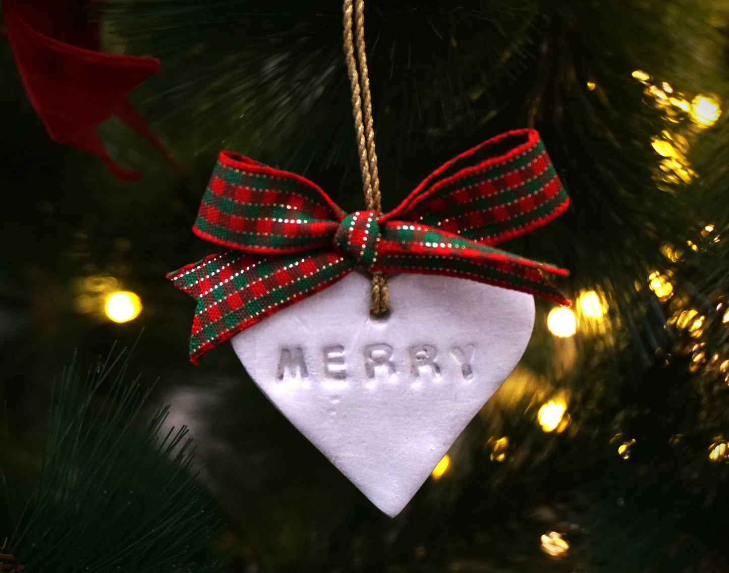 FESTIVE CLAY CHARMS