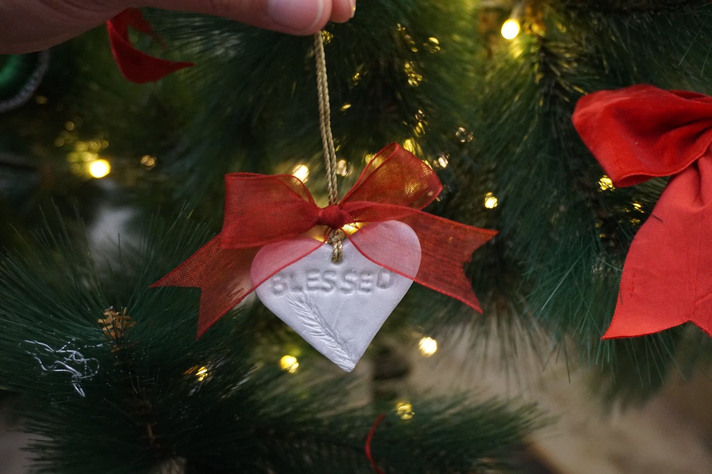 FESTIVE CLAY CHARMS