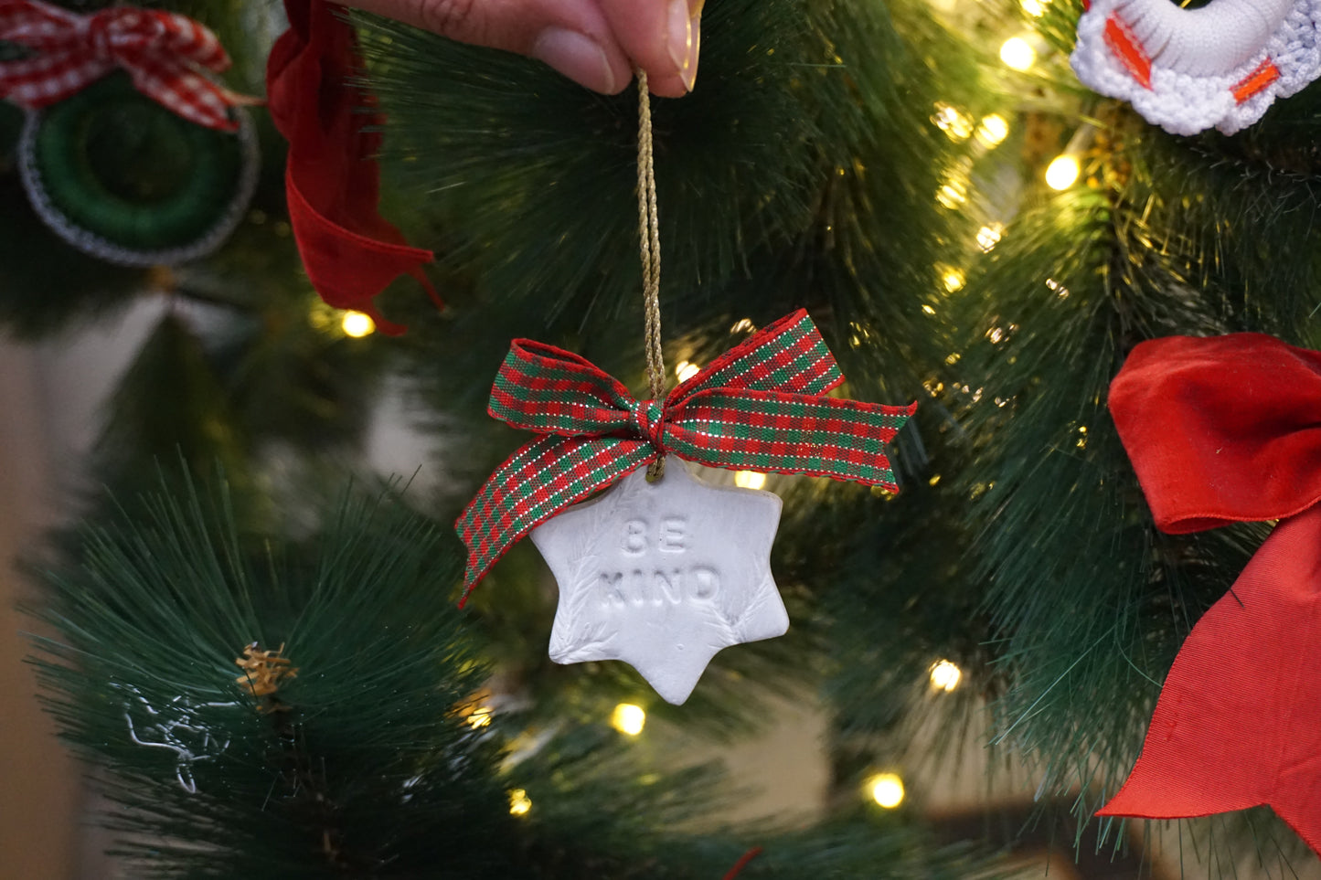 FESTIVE CLAY CHARMS