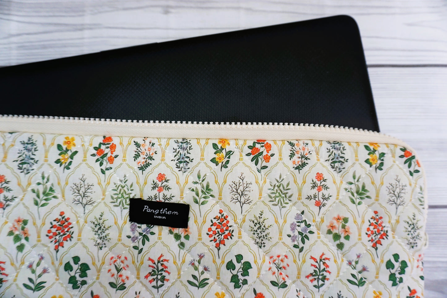 QUILTED LAPTOP SLEEVE (14'')